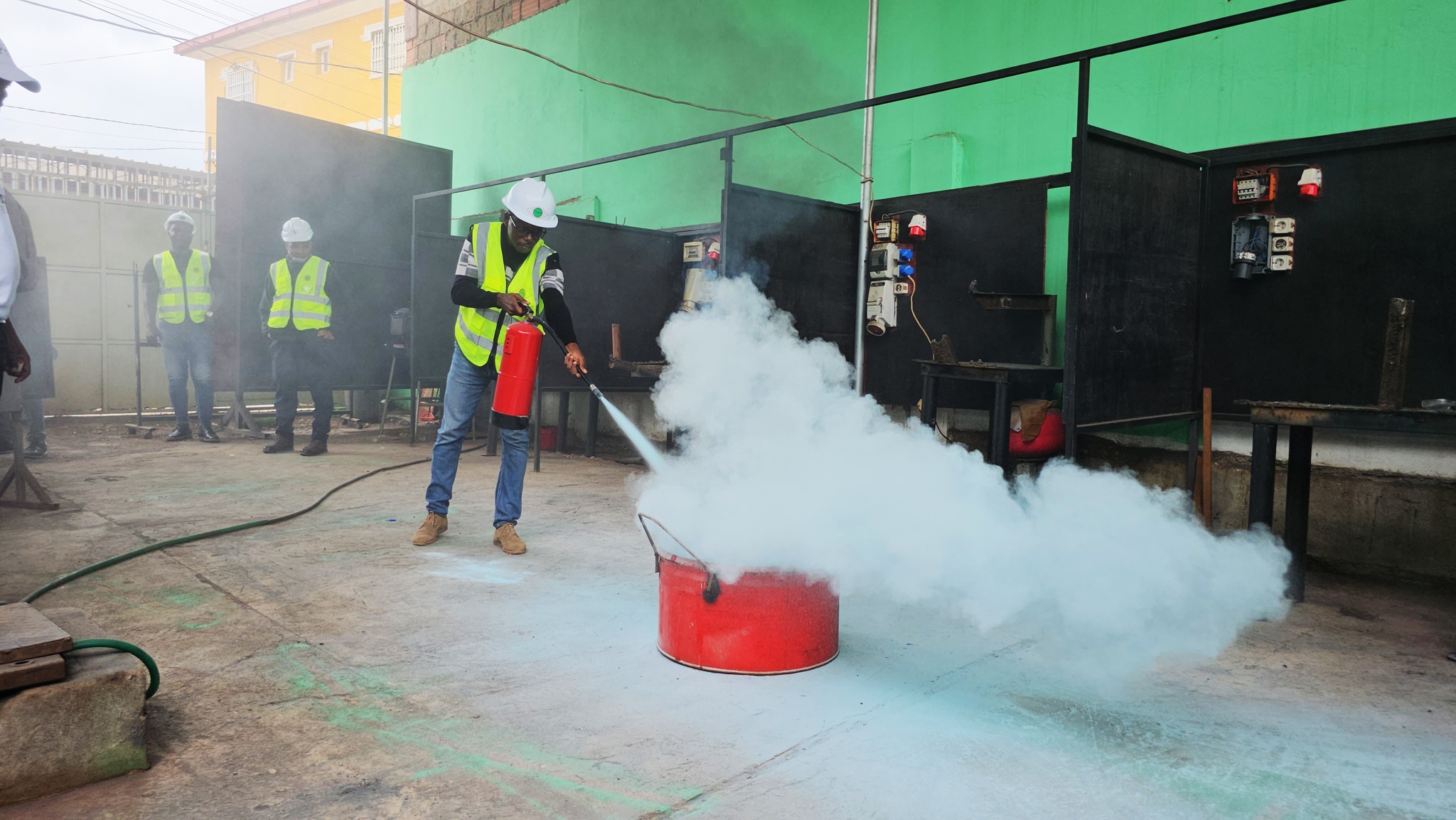 PARABÉNS AOS NOSSOS FINALISTAS DO CURSO TÉCNICO PROFISSIONAL DE HSE!