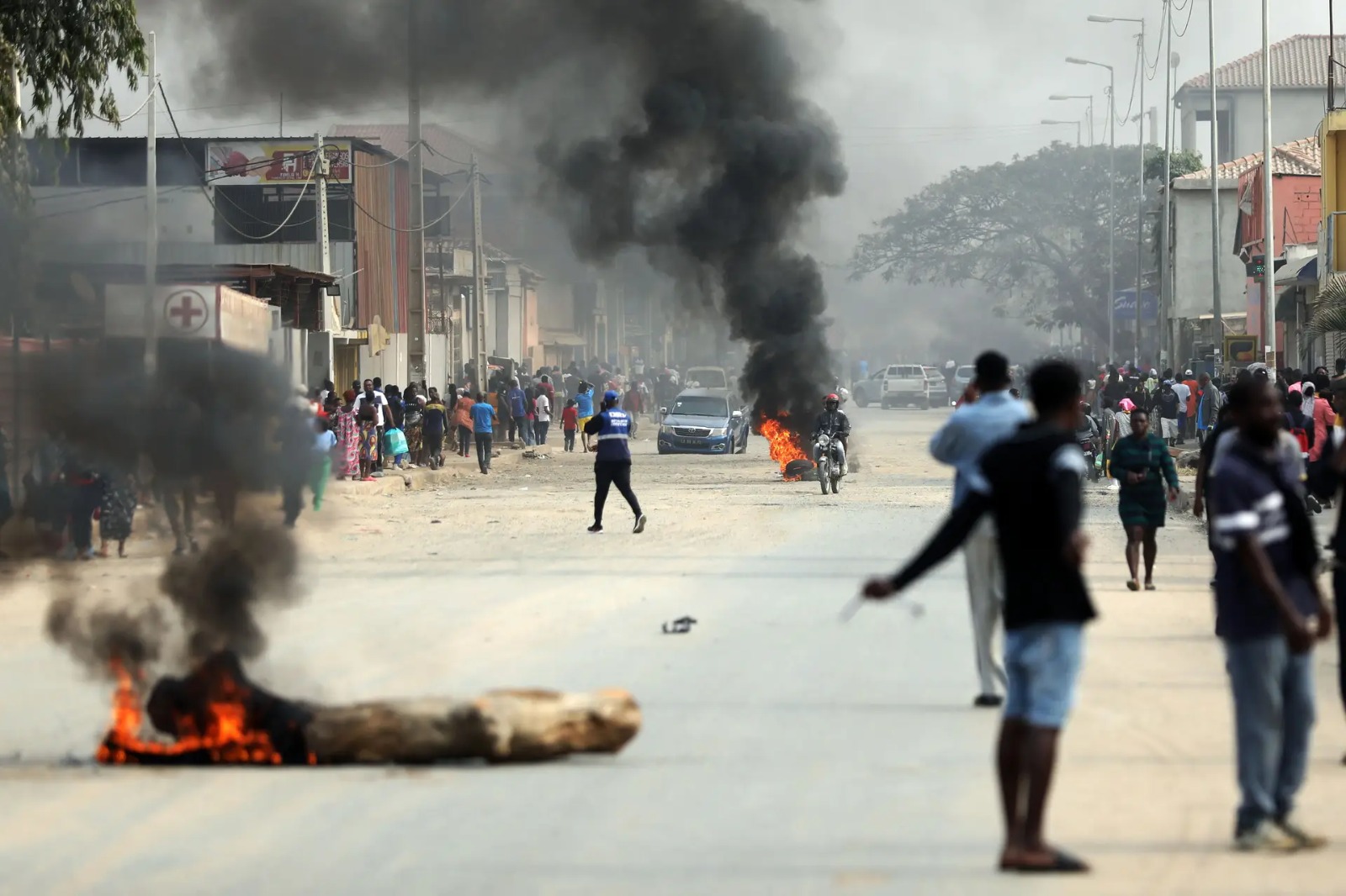 Crise Social Agrava Desemprego, Pressiona Inflação e Abala Confiança em Angola