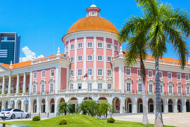 Lucros da banca crescem 35% para 755,5 mil milhões Kz nos primeiros nove meses do ano